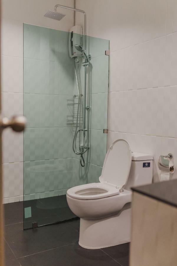 No.9 Hostel & Cafe Чиангмай Экстерьер фото